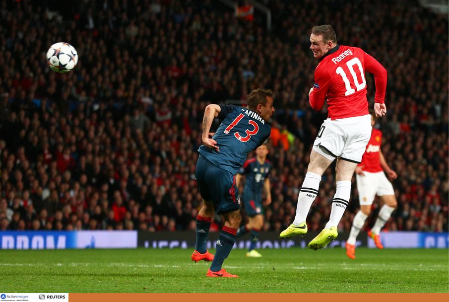 Un colpo di testa di Rooney. Action Images